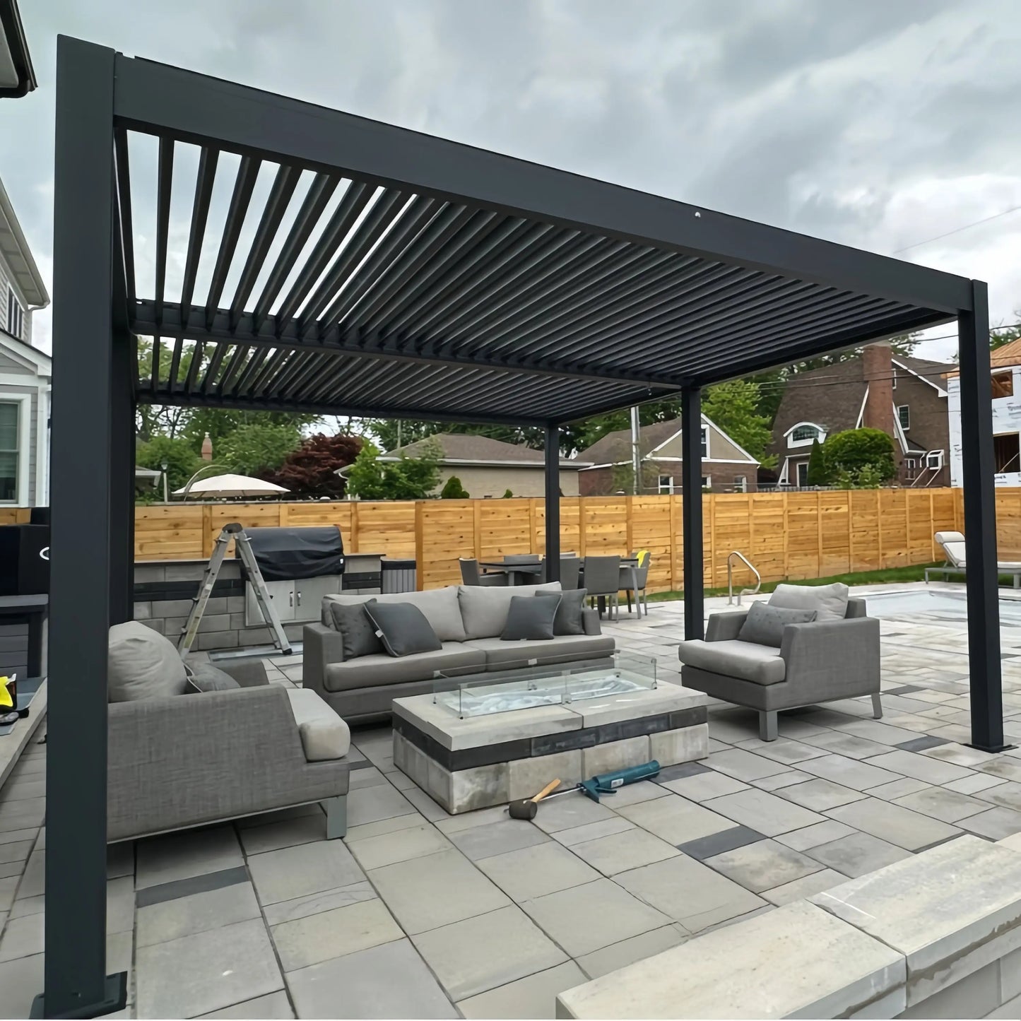 Luxury Patio Waterproof Hardtop Gazebo Garden Pergola Aluminium Outdoor Aluminum Louvered Roof System