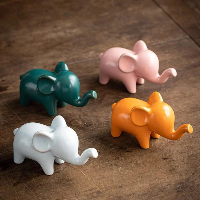 Elephant Giraffe Mini Ceramic Figurine Desktop Animal Sculpture Modern Minimalist Decorative Ornaments for Home Office Decor