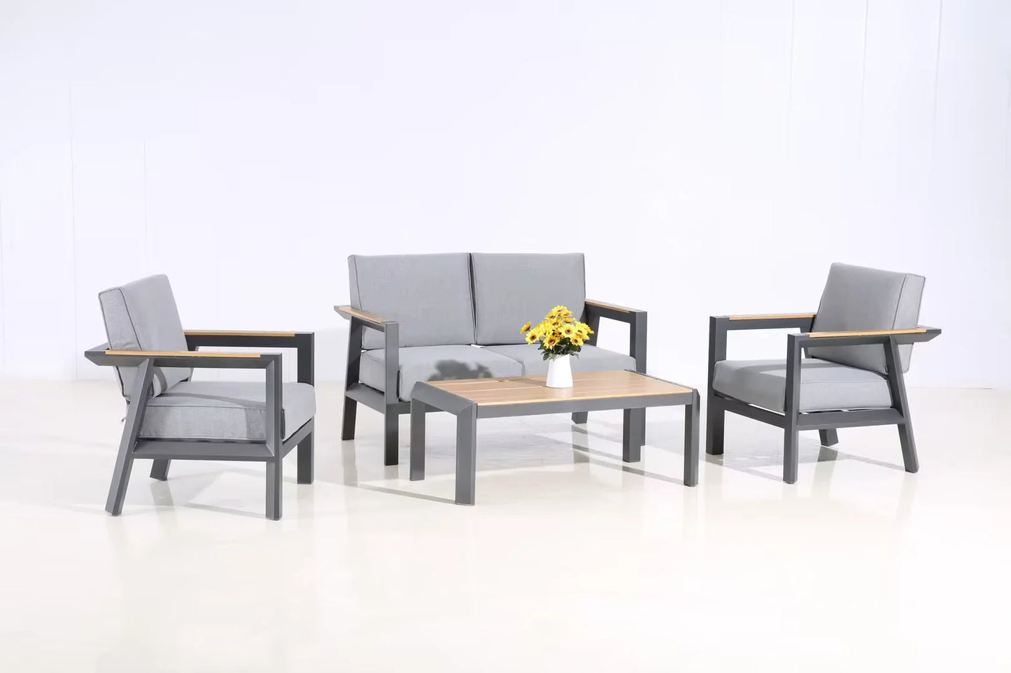 Outdoor Furniture Modern Luxury Aluminum Garden Sofa Set Outdoor Furniture